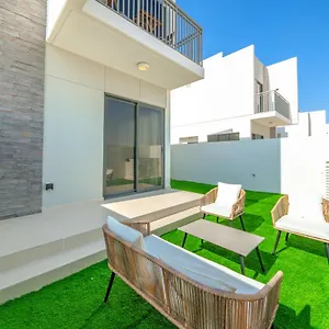 Alh Vacay - Damac Hills 2 Primrose Villa Dubai